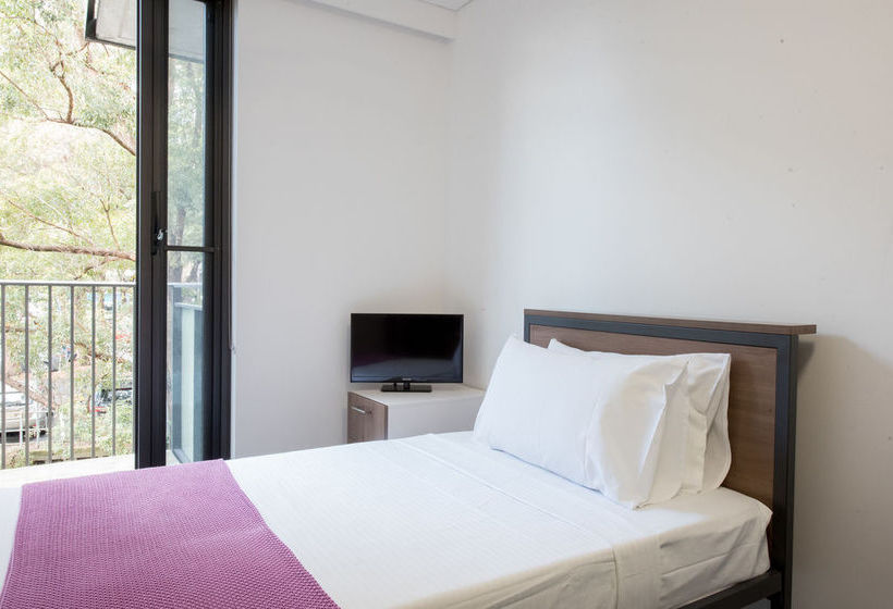 Отель Racecourse Space Pop Up