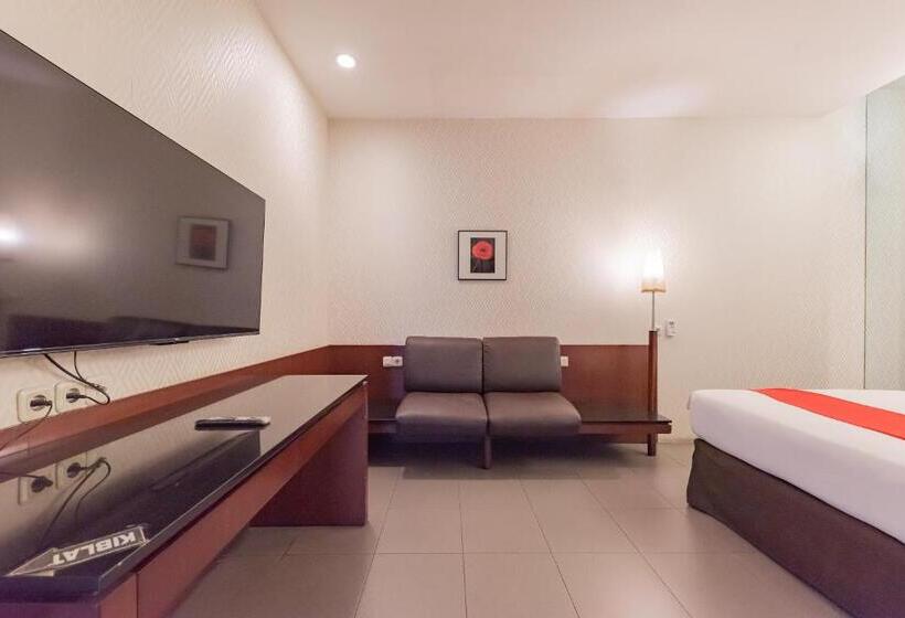 ホテル Reddoorz Plus @ Cipaganti Street 3