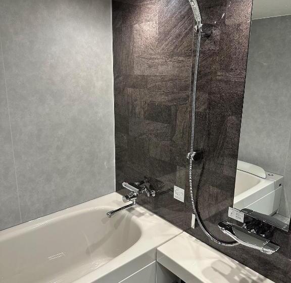 호텔 Reftel Osaka Itami Airport