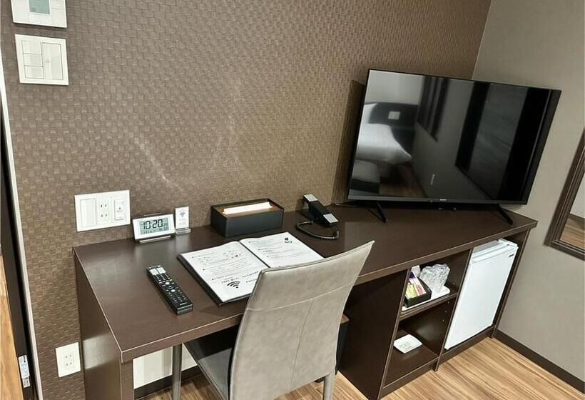 호텔 Reftel Osaka Itami Airport