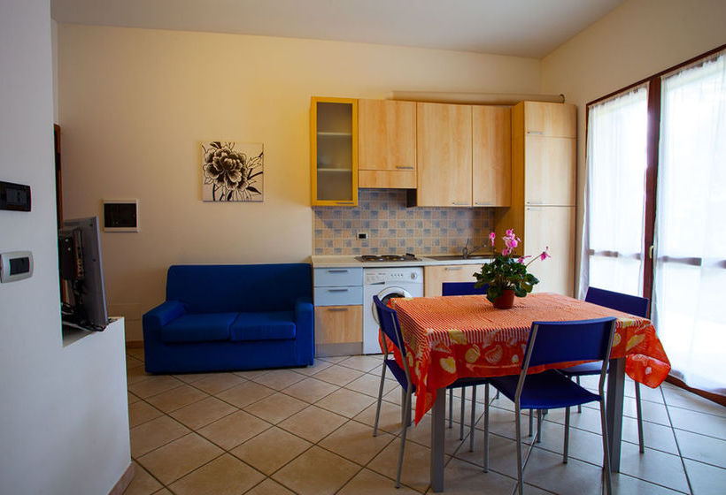 هتل Residence Leonardo