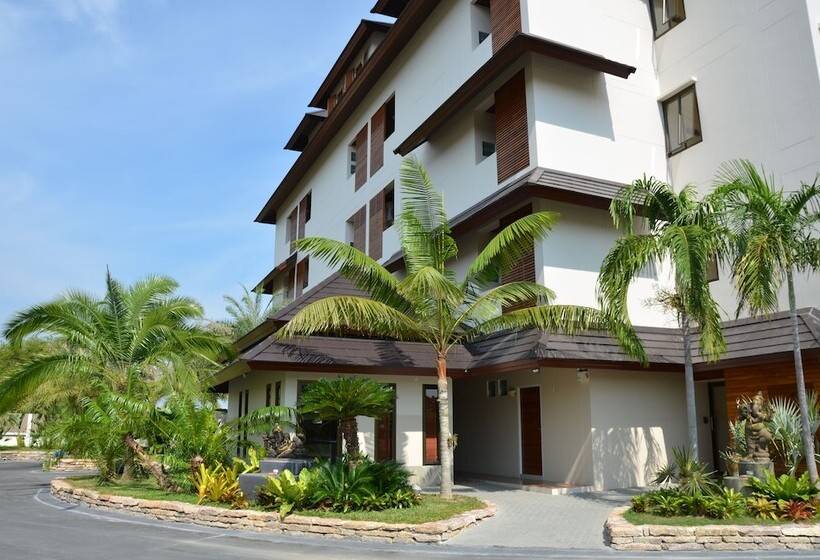 בית מלון כפרי Royal Place Banchang