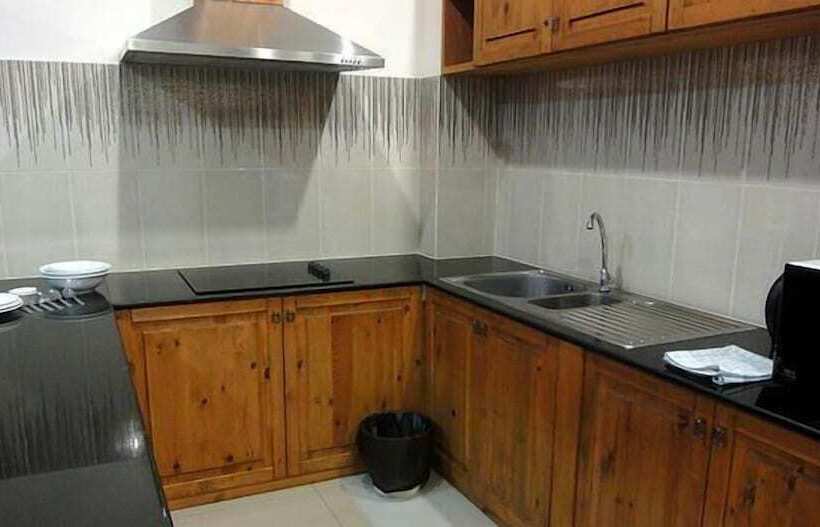 בית מלון כפרי Royal Place Banchang