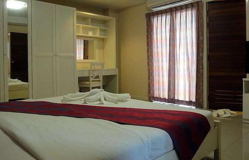 בית מלון כפרי Royal Place Banchang