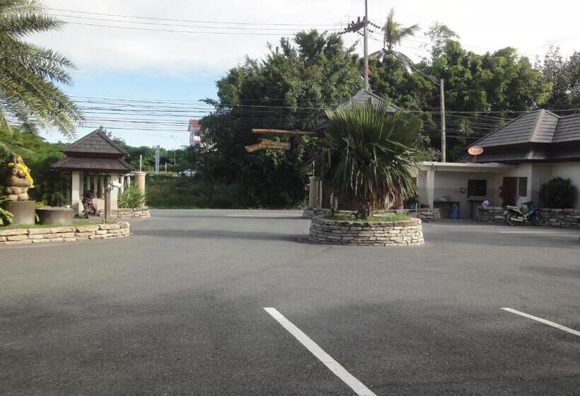 בית מלון כפרי Royal Place Banchang