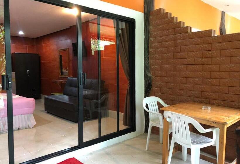 호텔 Ruan Mai San Ngam Resort Sha Plus