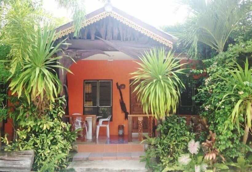 호텔 Ruan Mai San Ngam Resort Sha Plus