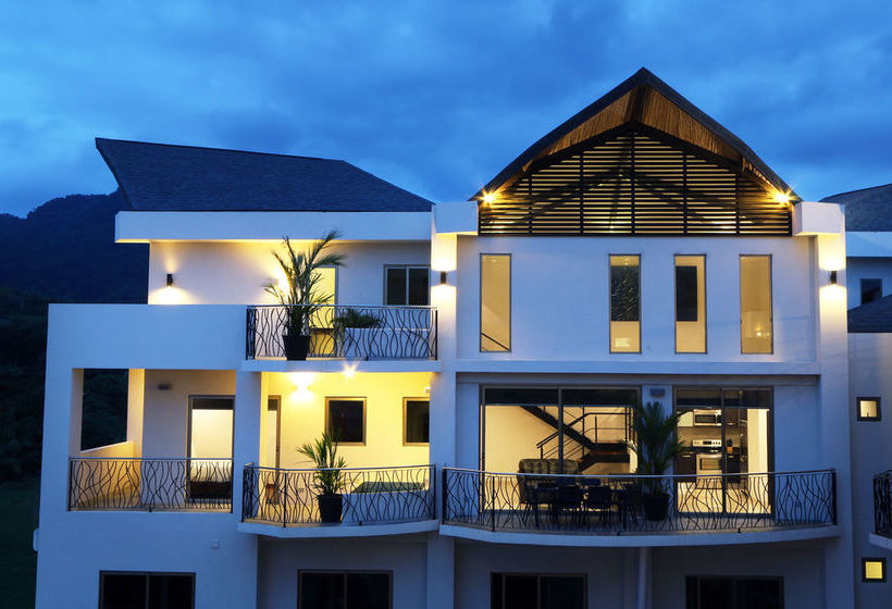 هتل Sky Penthouses 3br 3,5 Bth  6br 5,5bth At Oceano