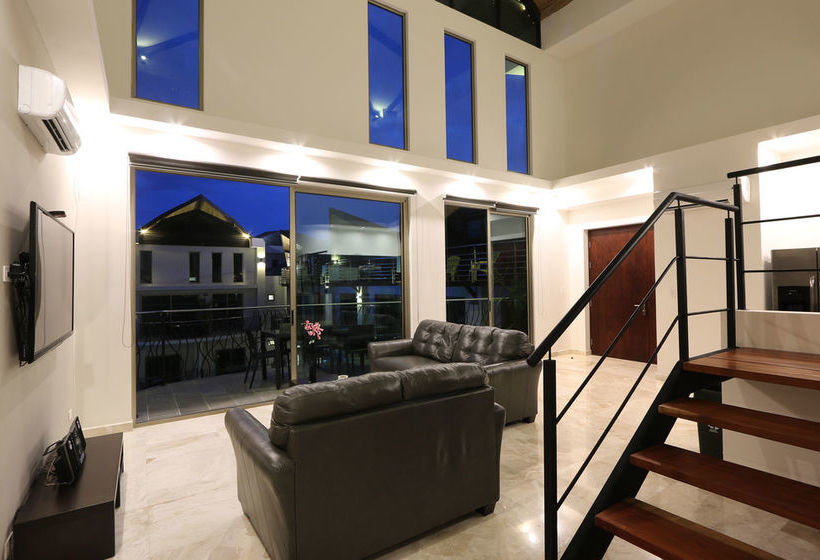 هتل Sky Penthouses 3br 3,5 Bth  6br 5,5bth At Oceano