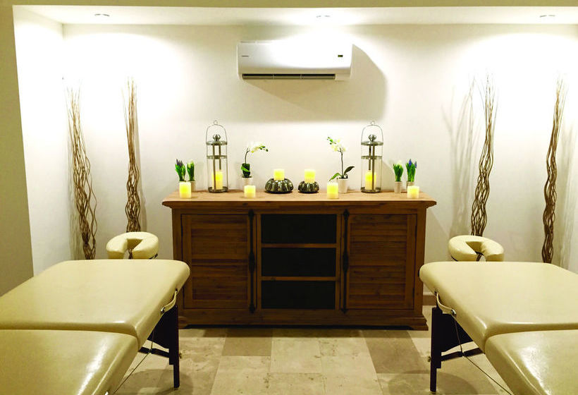 هتل Sky Penthouses 3br 3,5 Bth  6br 5,5bth At Oceano