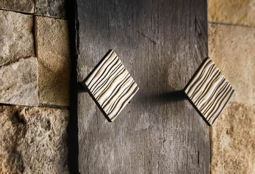 فندق Suarga Padang Padang