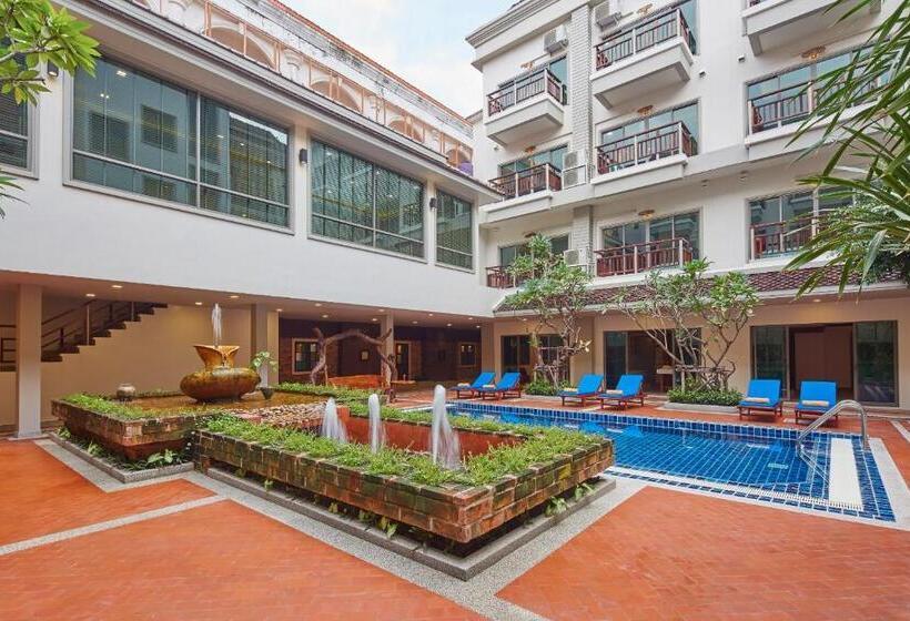 Отель The Agate Pattaya Boutique Resort