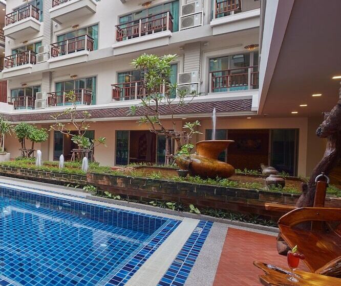 Отель The Agate Pattaya Boutique Resort