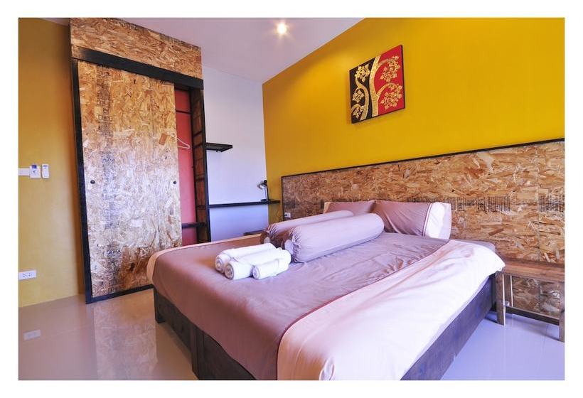 호텔 The Bedroom Nai Harn Beach