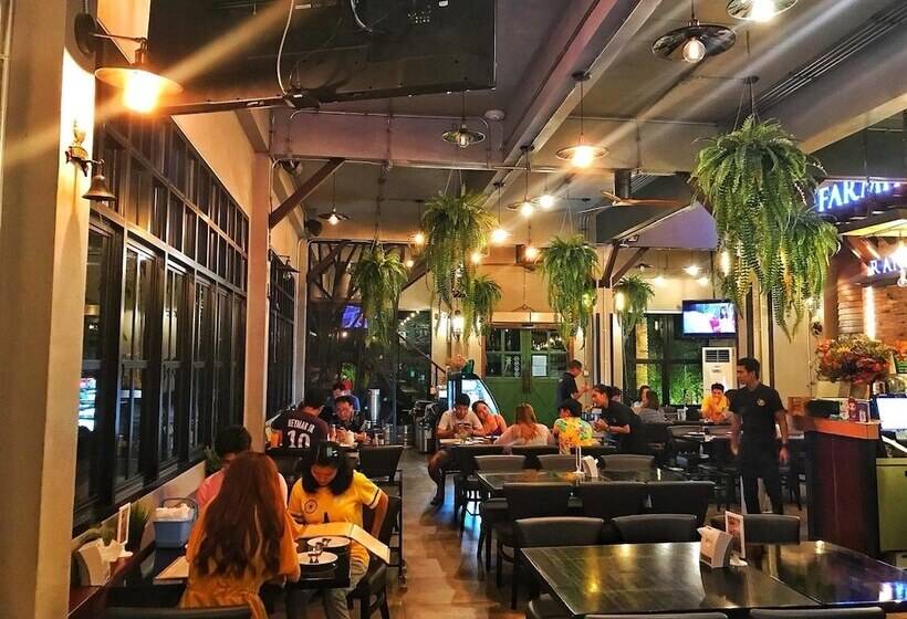 The Farm House Hotel Ranong