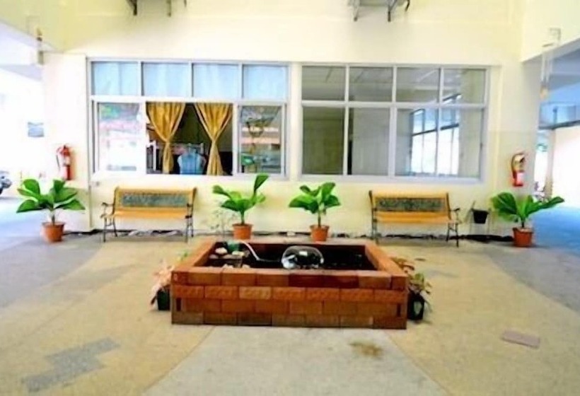 בית מלון כפרי The Grand Rewadee