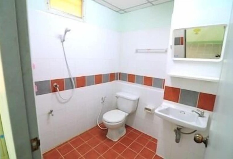 בית מלון כפרי The Grand Rewadee