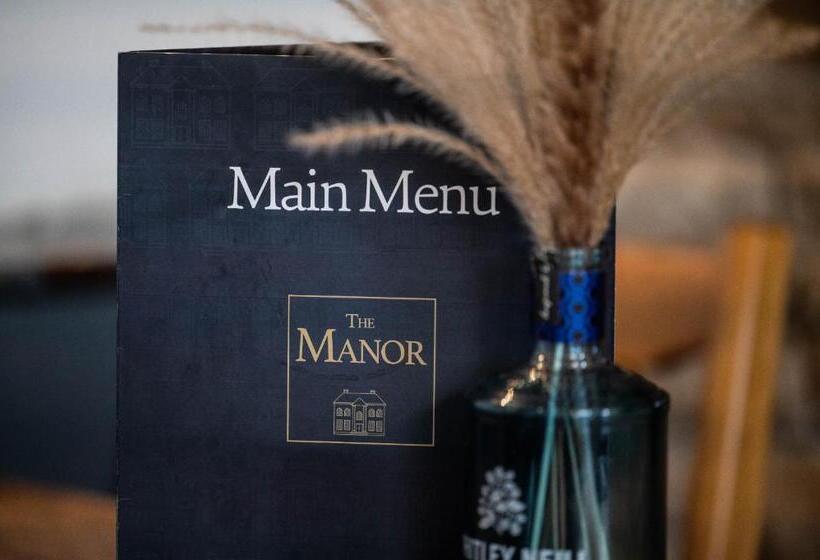 ホテル The Manor