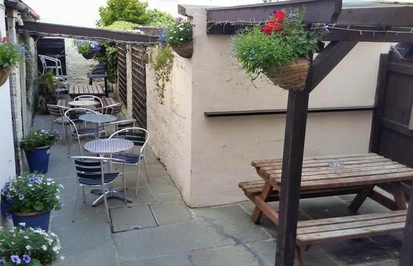 فندق The Royal George Staithes