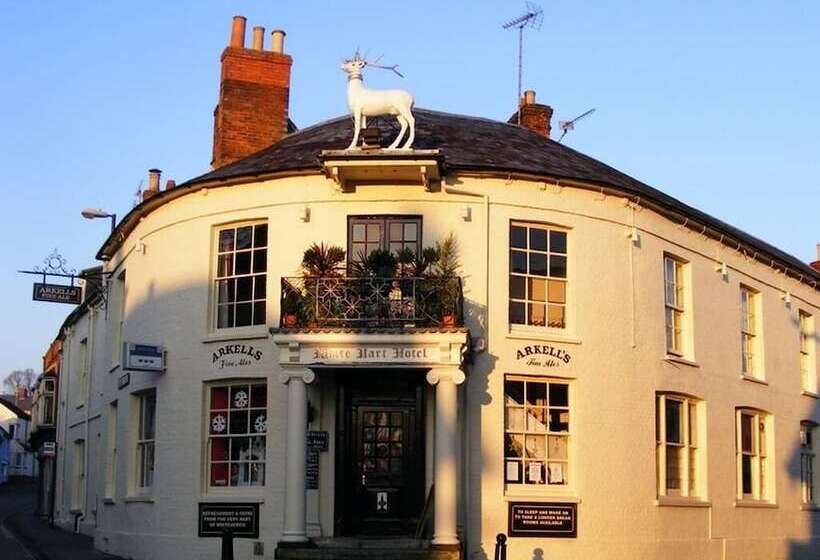 ホテル The White Hart