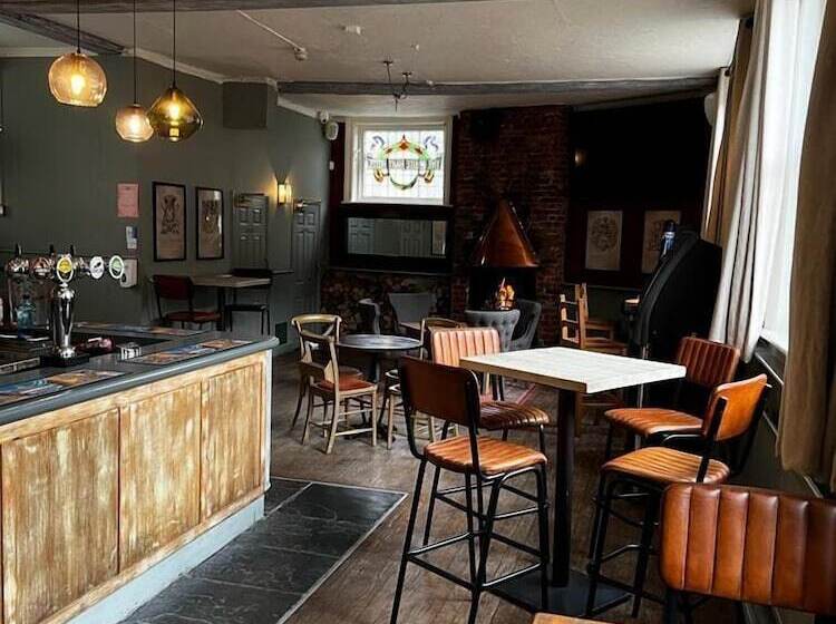 ホテル The White Hart