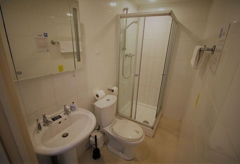 ホテル The White Hart