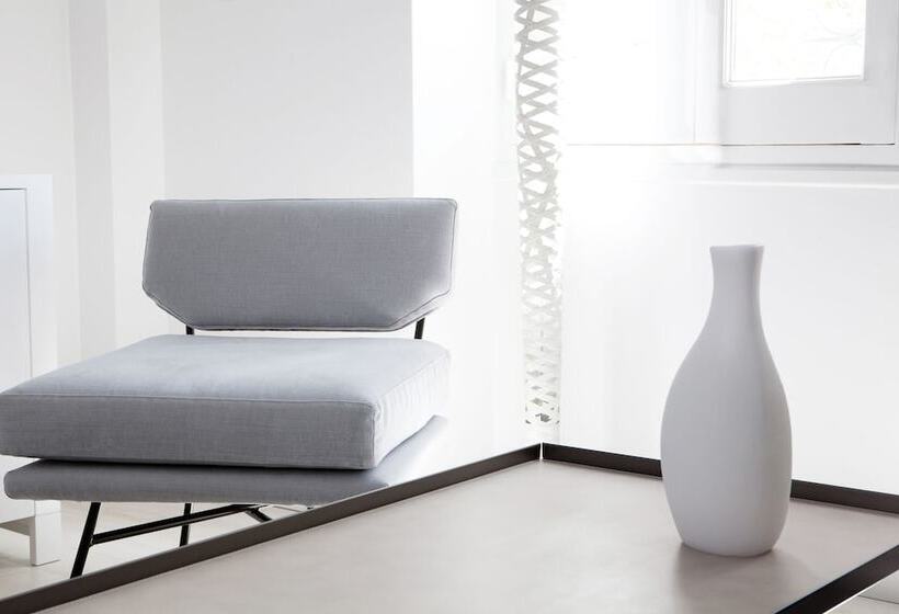 בית מלון כפרי White 1921 Saint Tropez