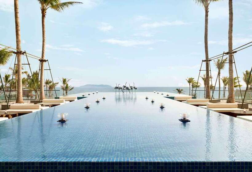 Отель Wyndham Maoming