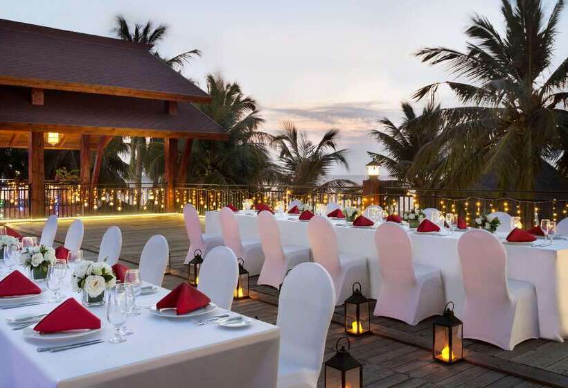 Отель Wyndham Maoming