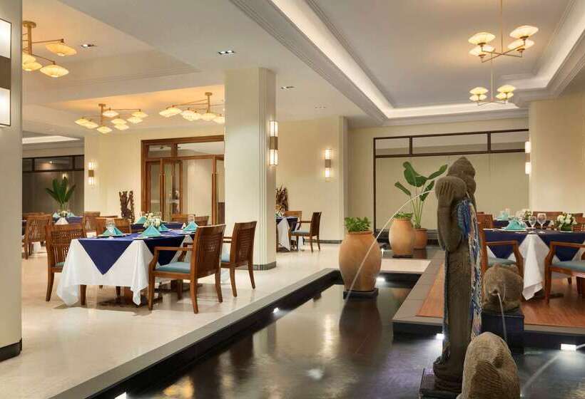 Отель Wyndham Maoming