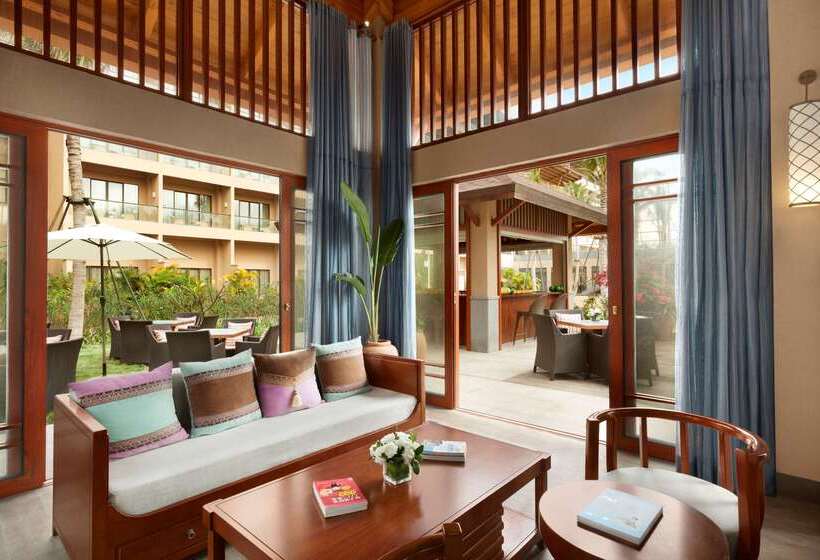 Отель Wyndham Maoming