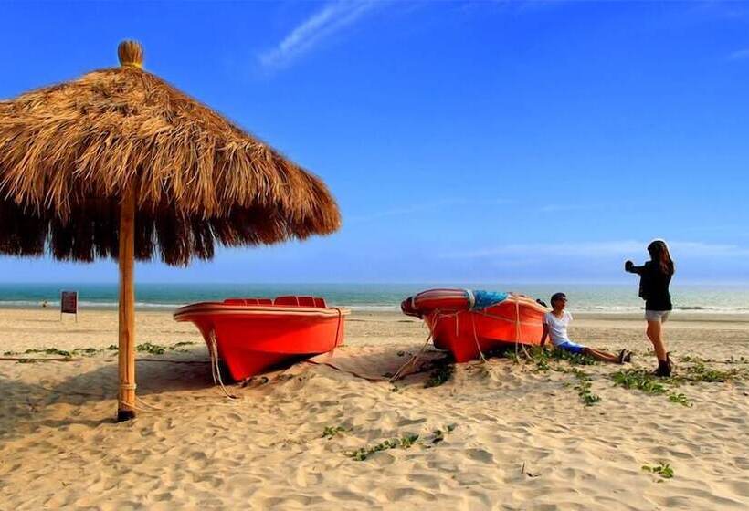 Отель Wyndham Maoming