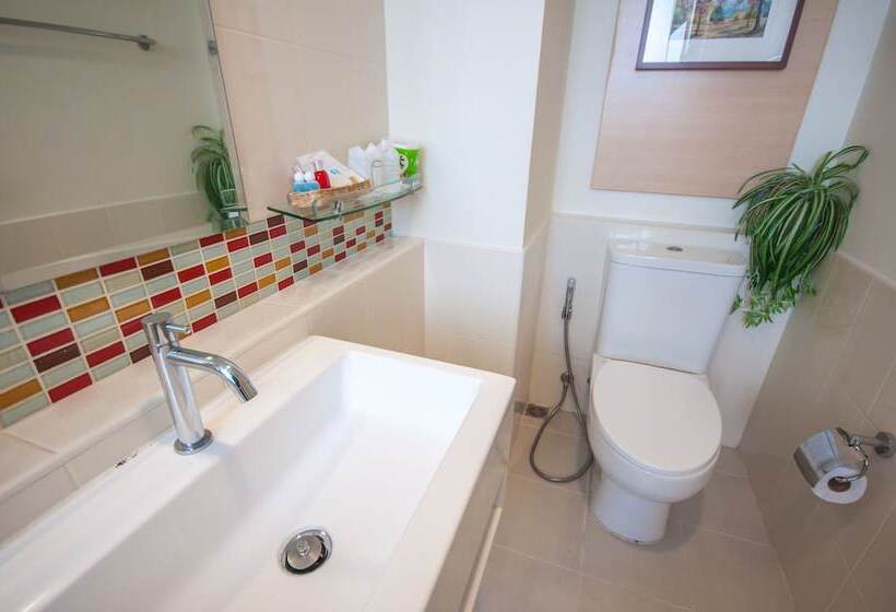 Implace Impact At Msociety Condo