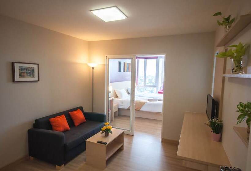 Implace Impact At Msociety Condo