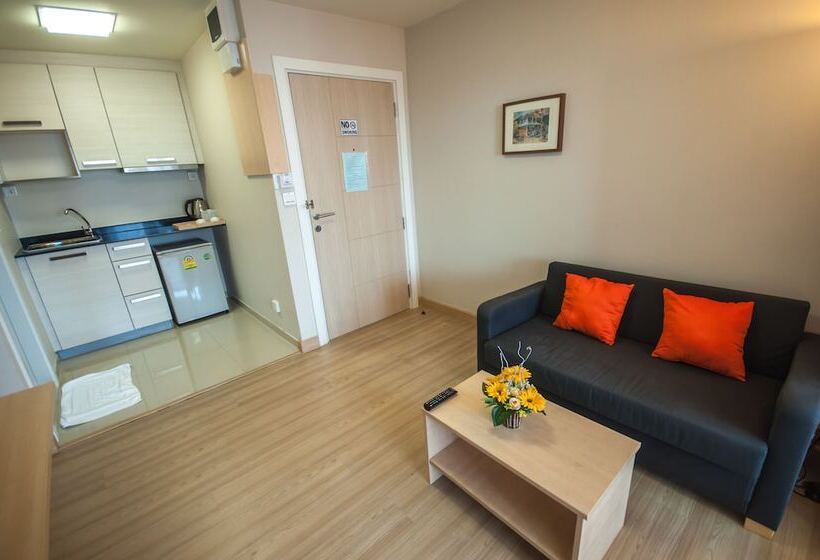 Implace Impact At Msociety Condo