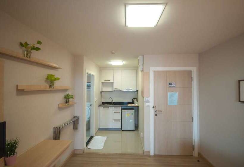 Implace Impact At Msociety Condo