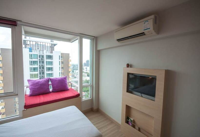 Implace Impact At Msociety Condo