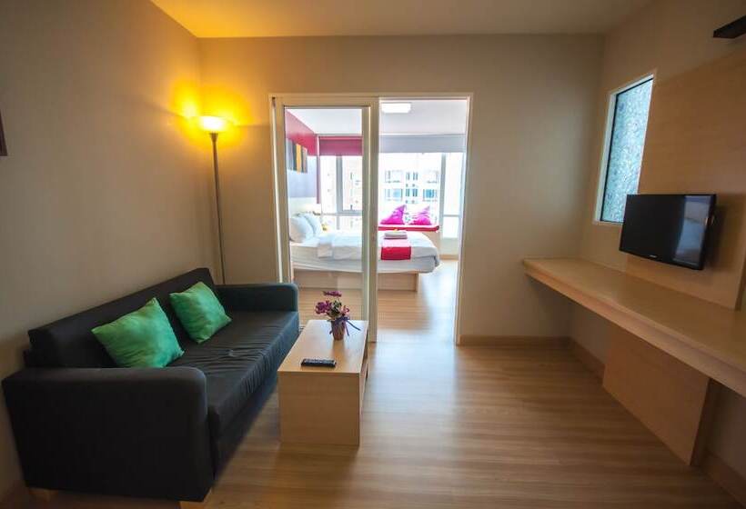 Implace Impact At Msociety Condo