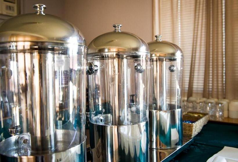 モーテル Cherry Blossom Motor Inn