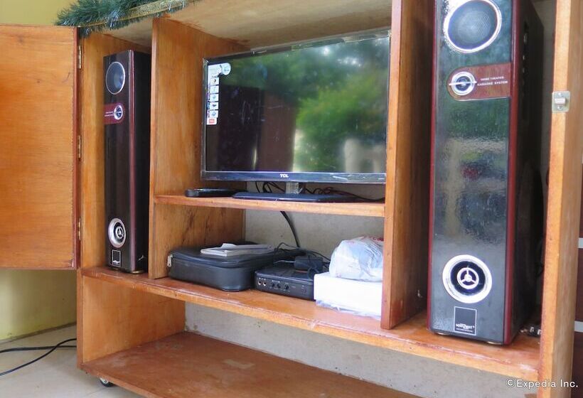 بنسيون Alexis Cliff Dive Resort