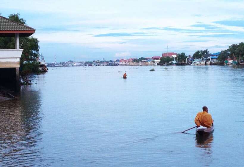 بنسيون Baan Siriporn Resort   โรงแรมบ้านศิริพร รีสอร์ท