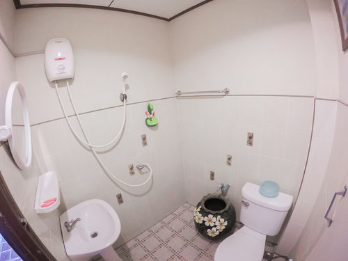 بنسيون Ban Leelawadee Guesthouse