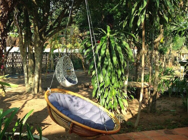 پانسیون Bloom Garden Guesthouse