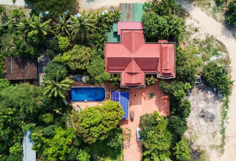 پانسیون Bloom Garden Guesthouse