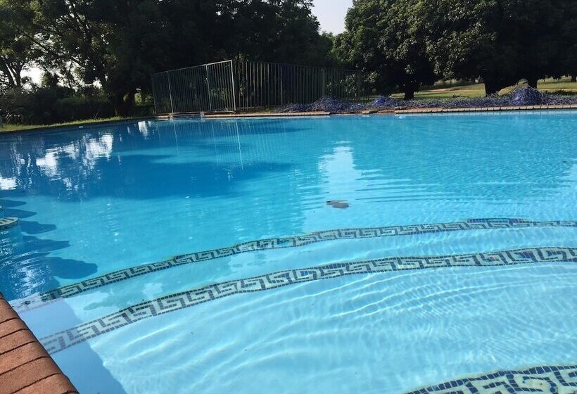 ペンション Gatz Guest House