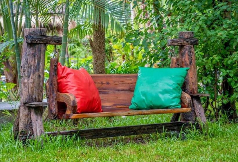 ペンション Little Village Chiang Mai