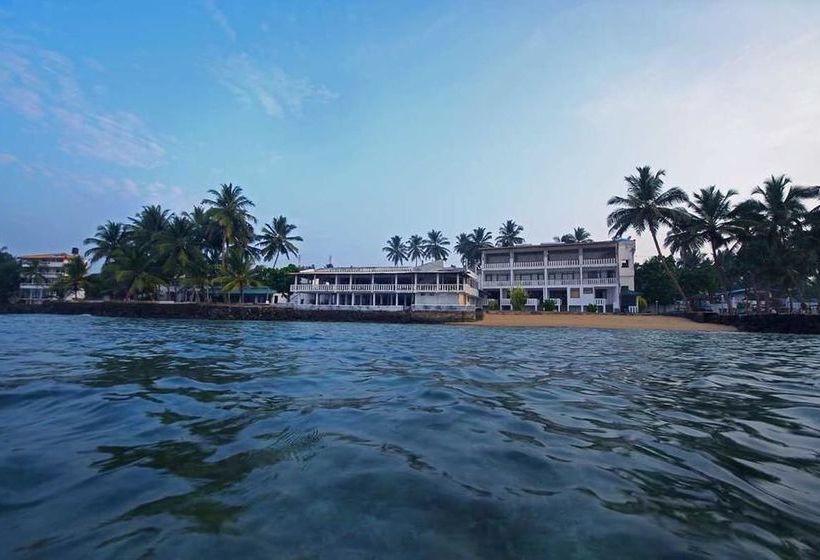 膳宿费 Miltons Beach Resort