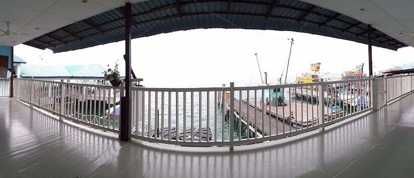 پانسیون Pangkor Fishing Village Guest House