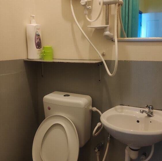 Пансион Pangkor Fishing Village Guest House