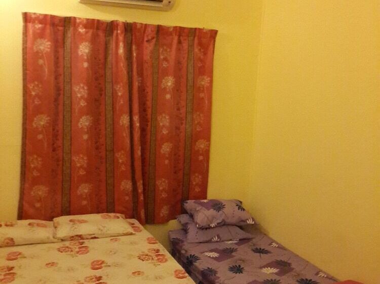 پانسیون Pangkor Fishing Village Guest House